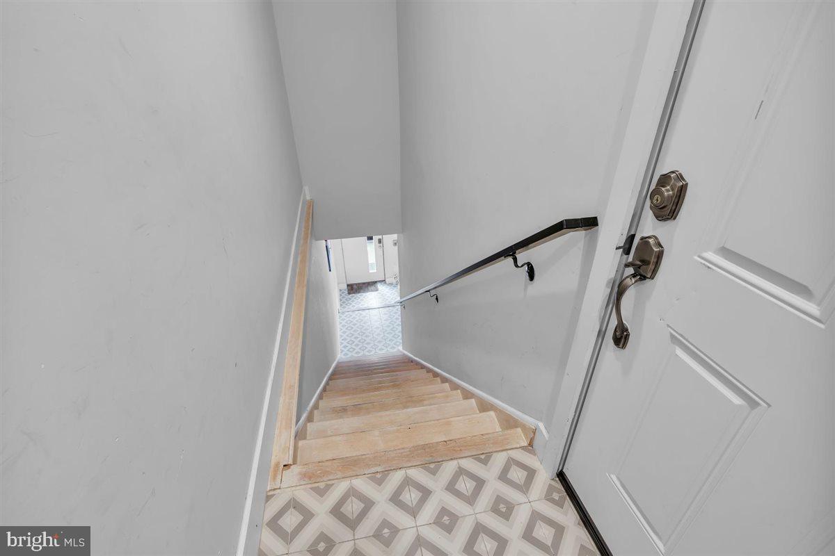 1005 N Marshall St Property Photo 38