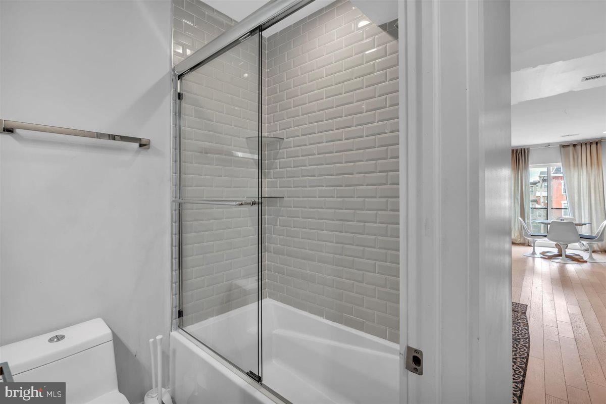 1005 N Marshall St Property Photo 50