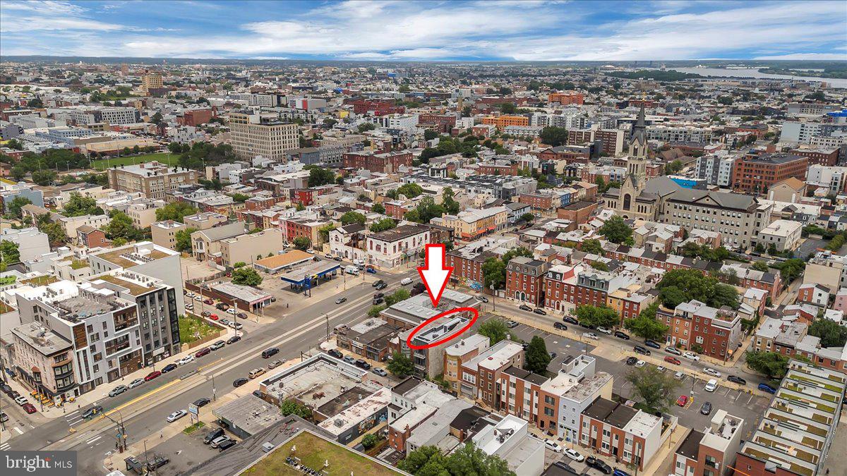 1005 N Marshall St Property Photo 65