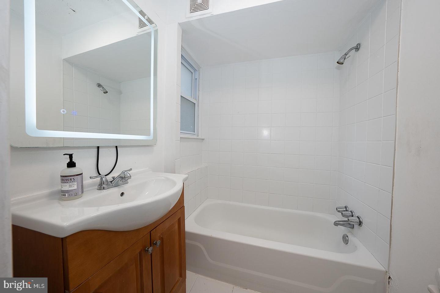 168 Kalos St Property Photo 4