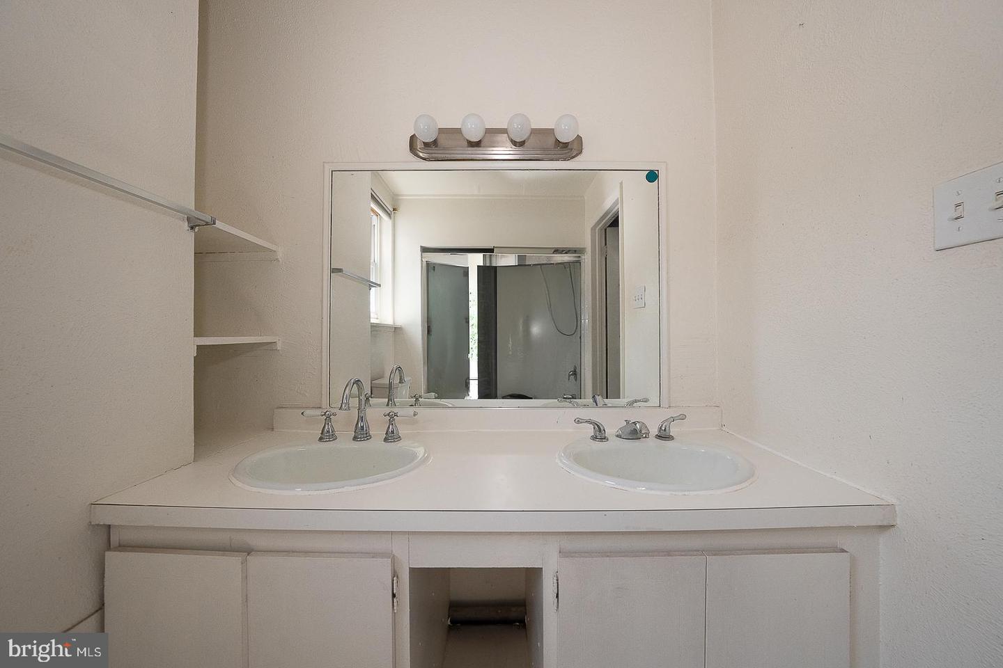 168 Kalos St Property Photo 33