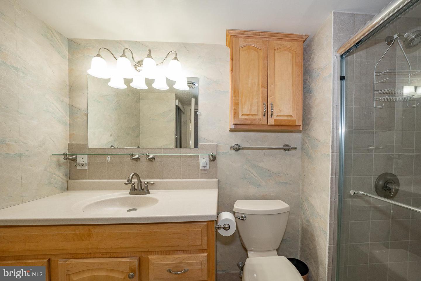 1919 Chestnut St #2903 Property Photo 9