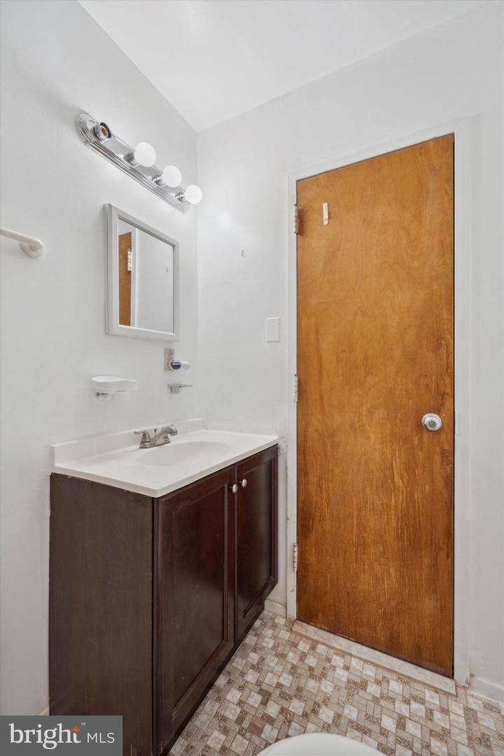 621 S 16th St #1 Property Photo 10