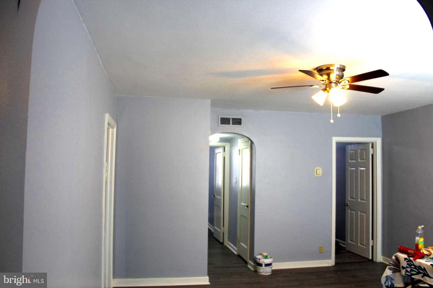 565 E Tabor Rd Property Photo 4