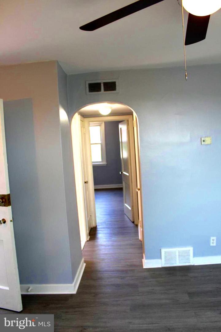 565 E Tabor Rd Property Photo 10