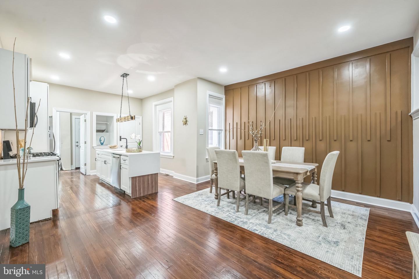 5314 Walton Ave Property Photo 1
