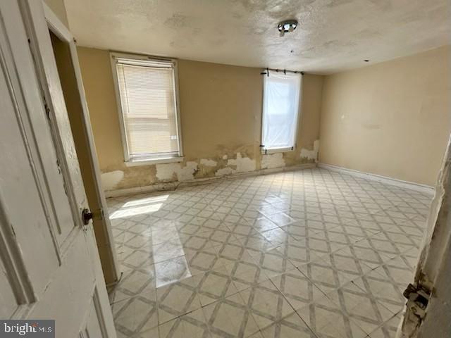 2506 N Mascher St Property Photo 16