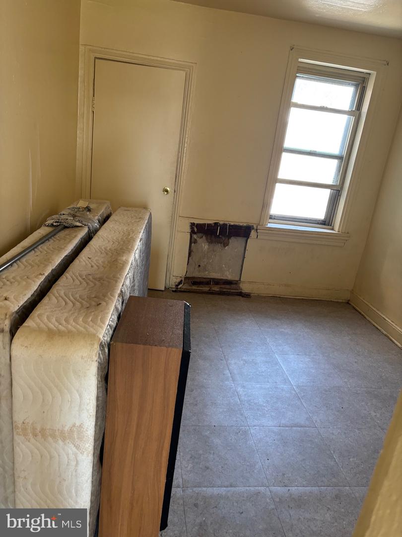 2507 N Mutter St Property Photo 13