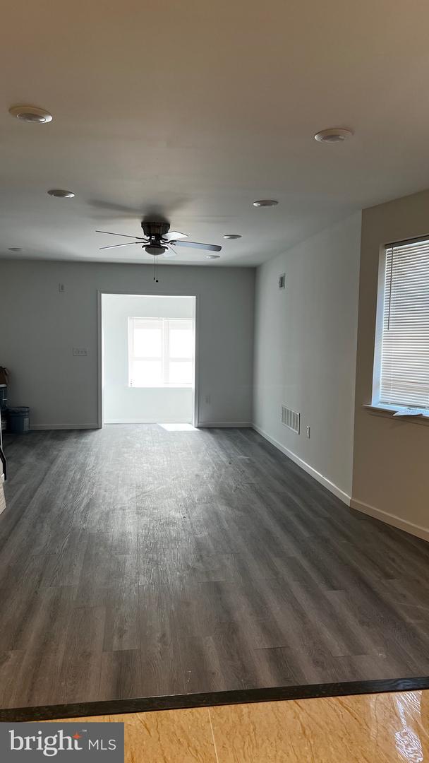 6049 Walton Ave Property Photo 13