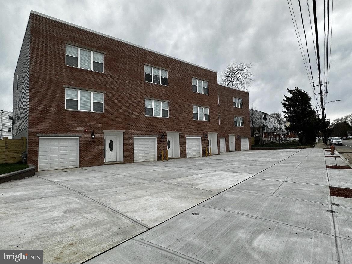 3118 Byberry Rd #b Property Photo 1