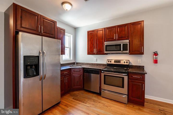 1133 W Colona St Property Photo 6