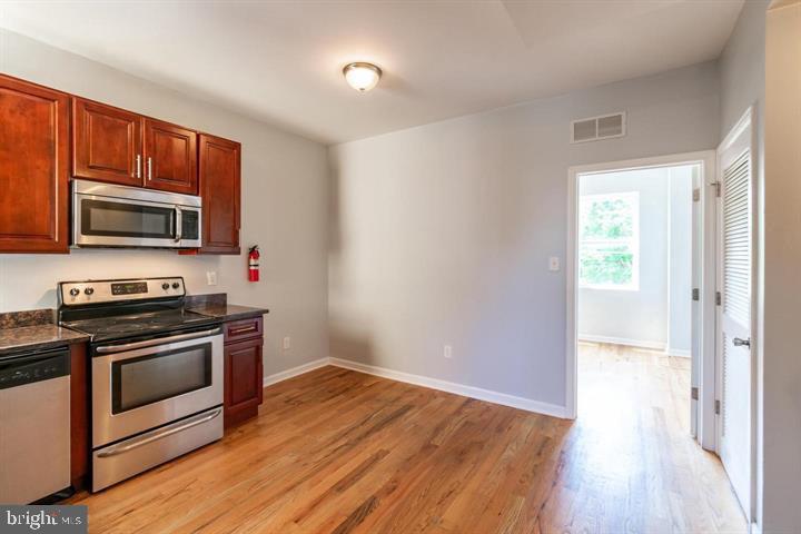 1133 W Colona St Property Photo 8