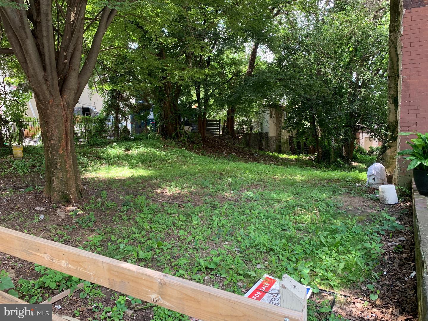 4916 Germantown Ave Property Photo 4