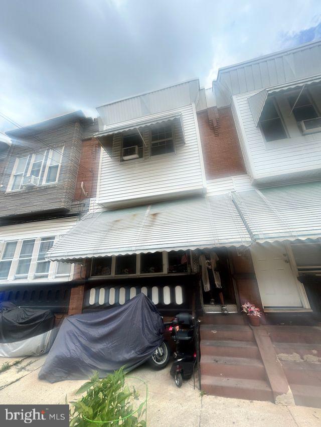 1425 S 28th St Property Photo 1