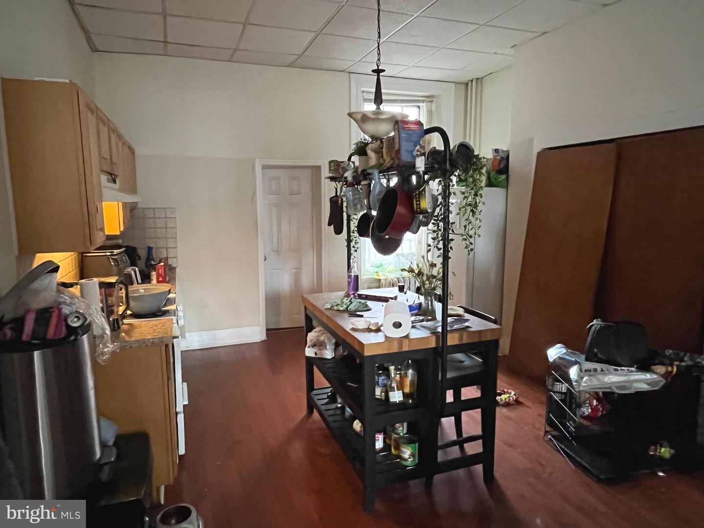 1315 S Broad St Property Photo 7