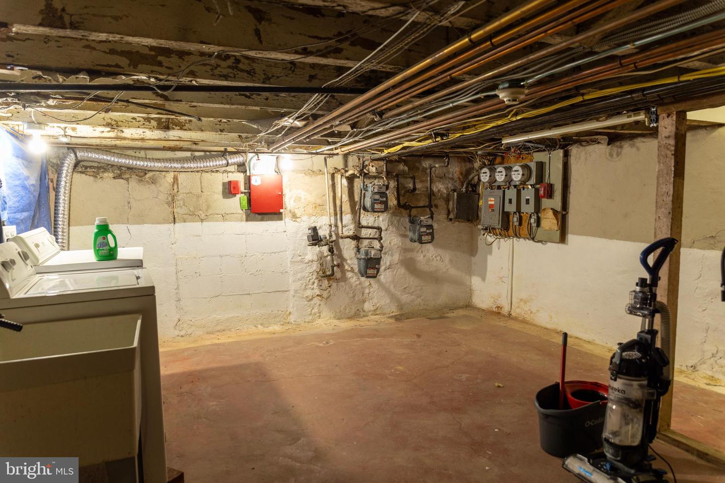 1622 E Passyunk Ave Property Photo 12