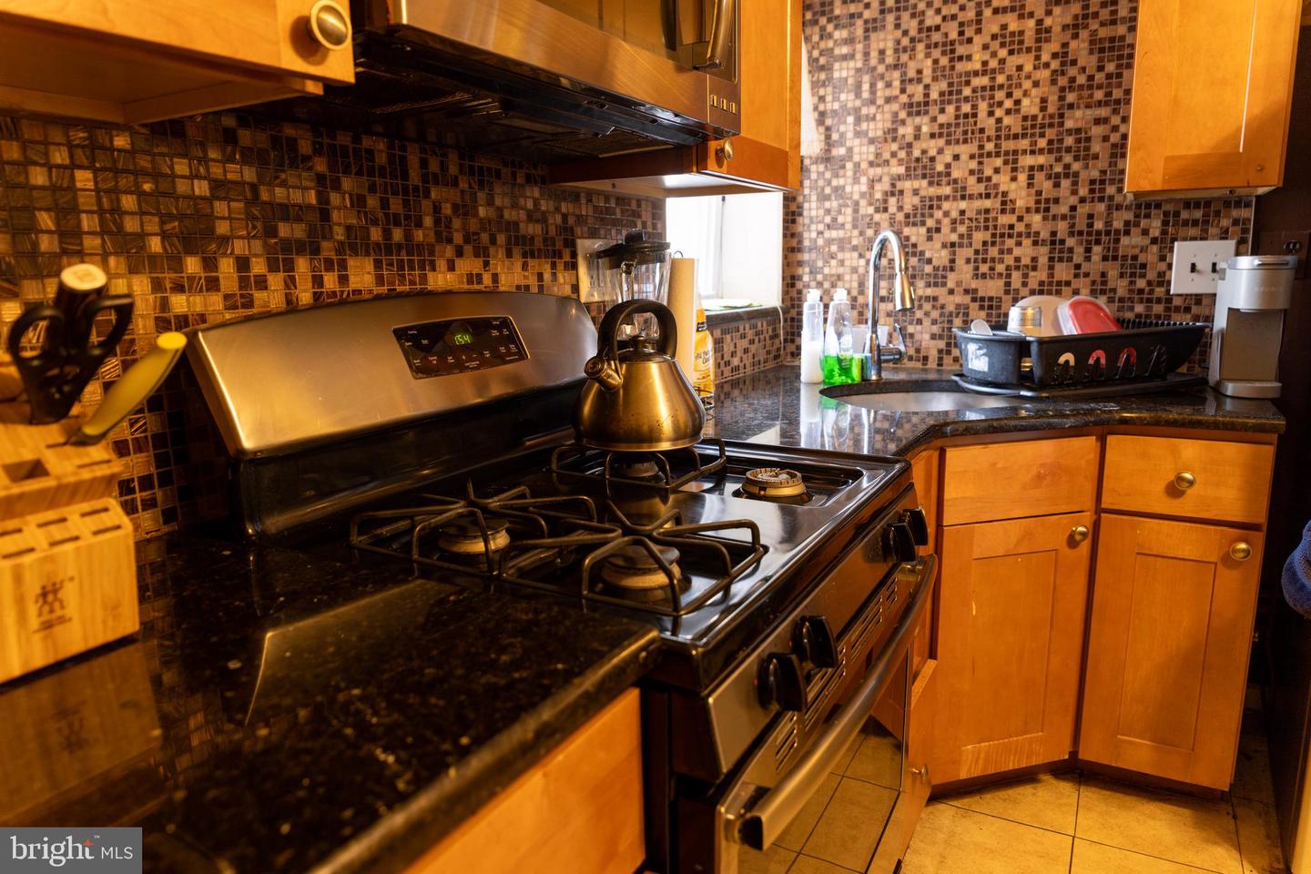 1622 E Passyunk Ave Property Photo 17
