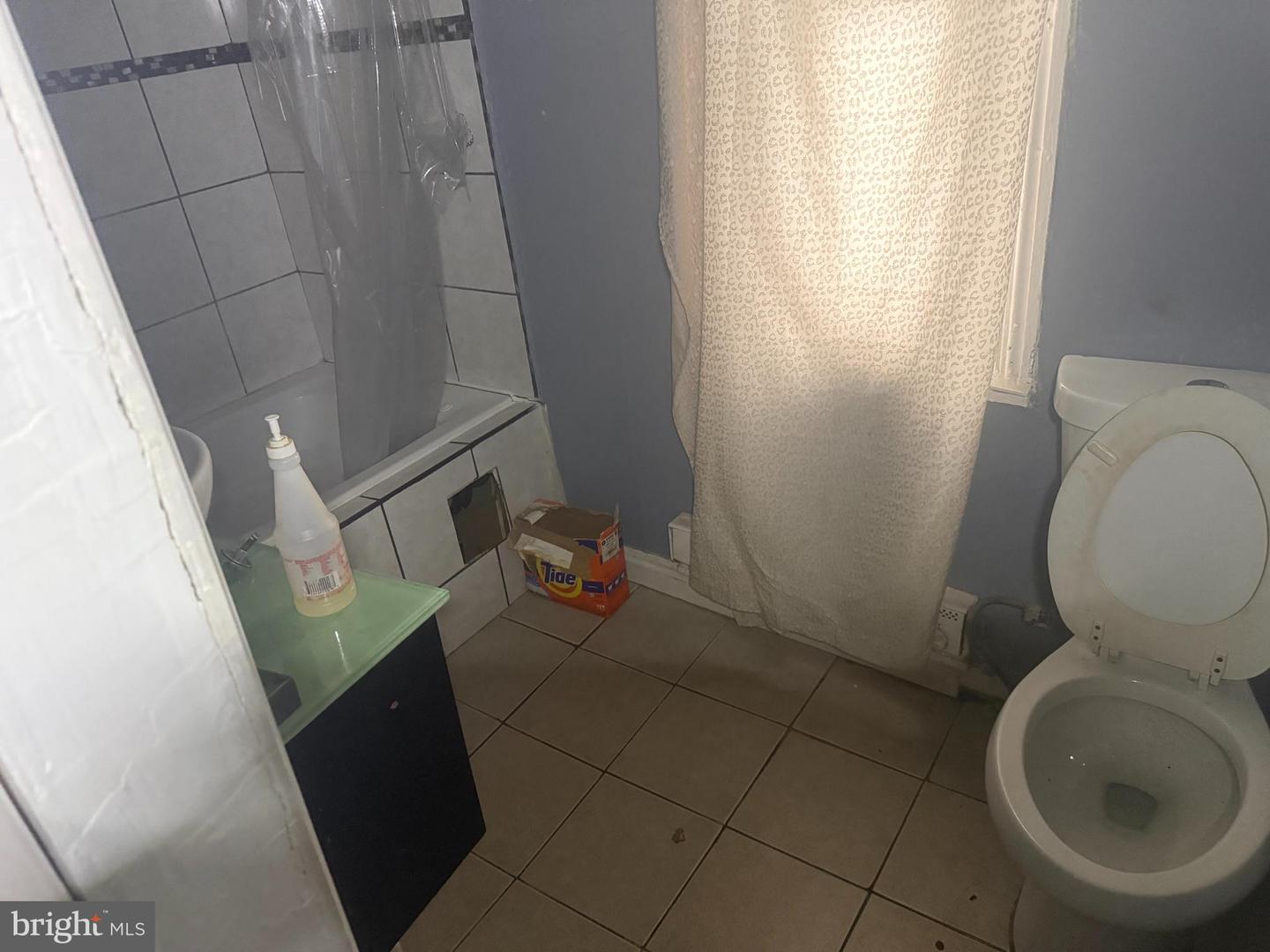 1819 N Ringgold St Property Photo 5