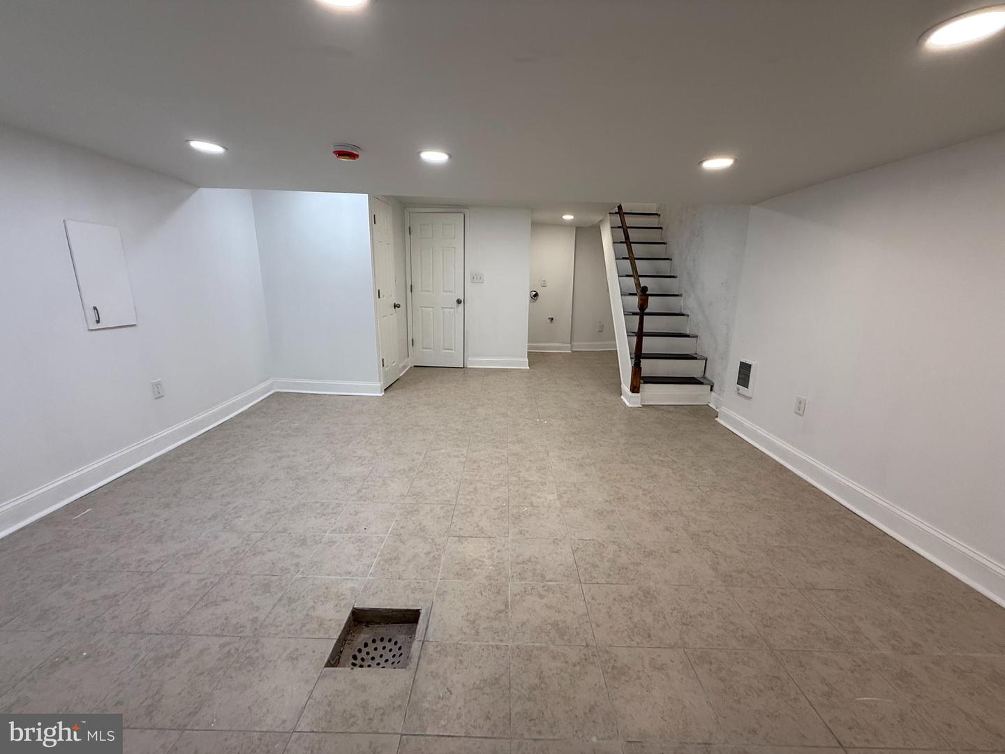 804 Christian St Property Photo 6