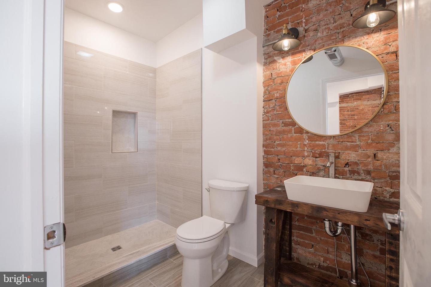 1611 Swain St #3 Property Photo 1
