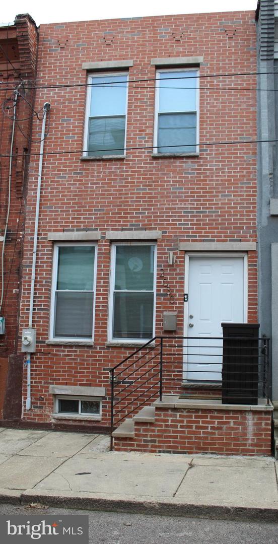 2030 Watkins St Property Photo 1