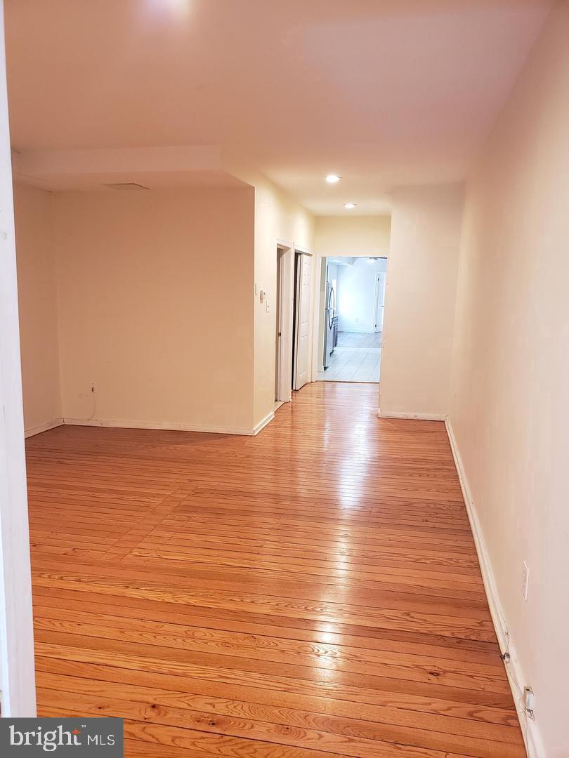 319 Market St ##3 Property Photo 10