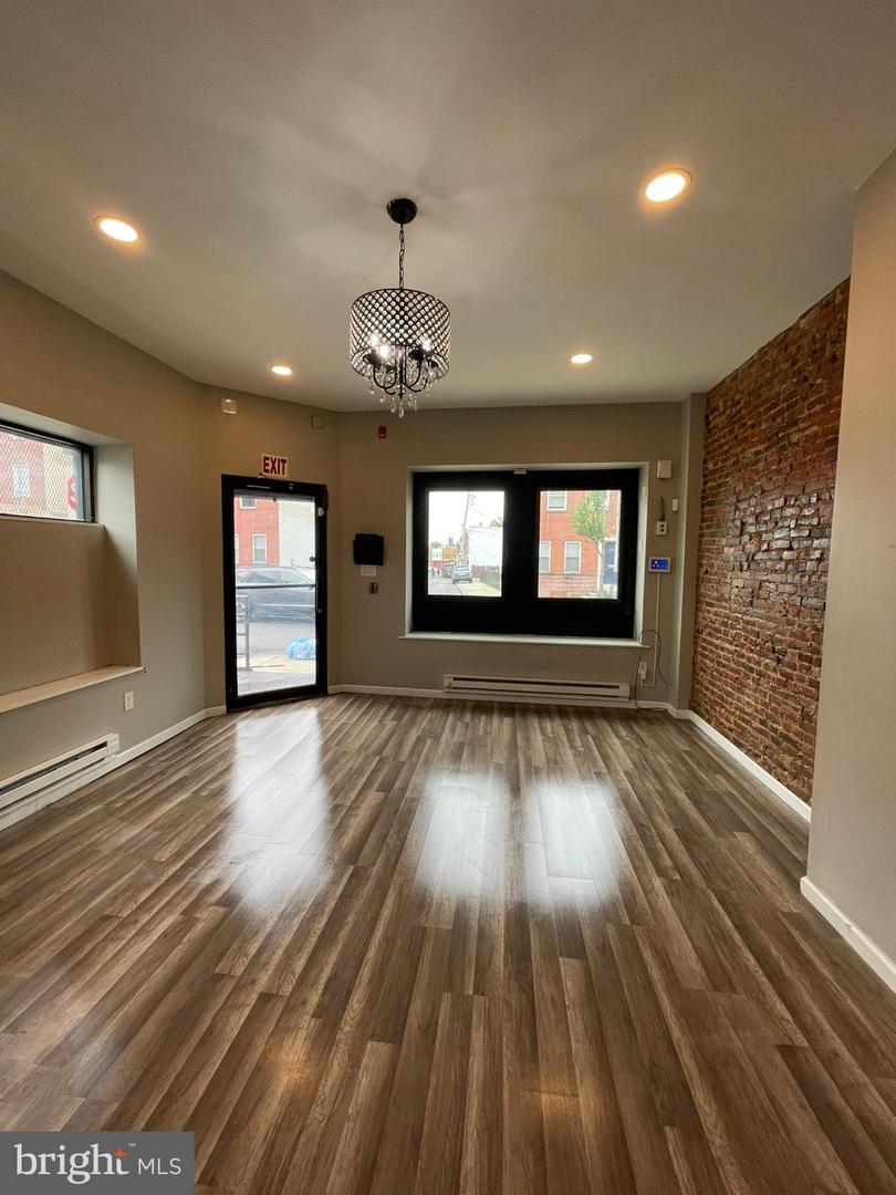 2930 Frankford Ave #commercial Space Property Photo 1