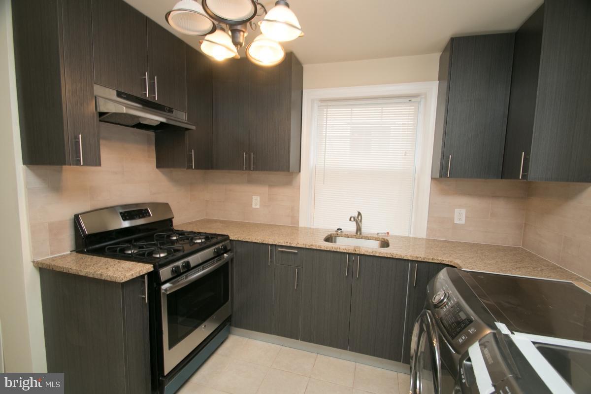 606 Reed St #3rd Fl Property Photo 1