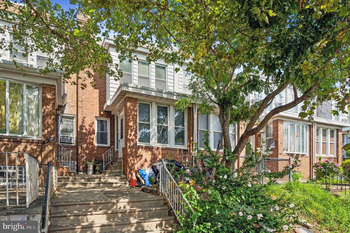 5412 Large St Property Photo 1