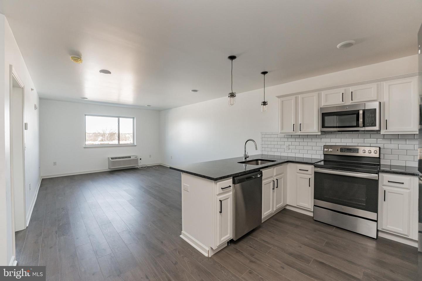 6649 Ridge Ave #a102 Property Photo 1
