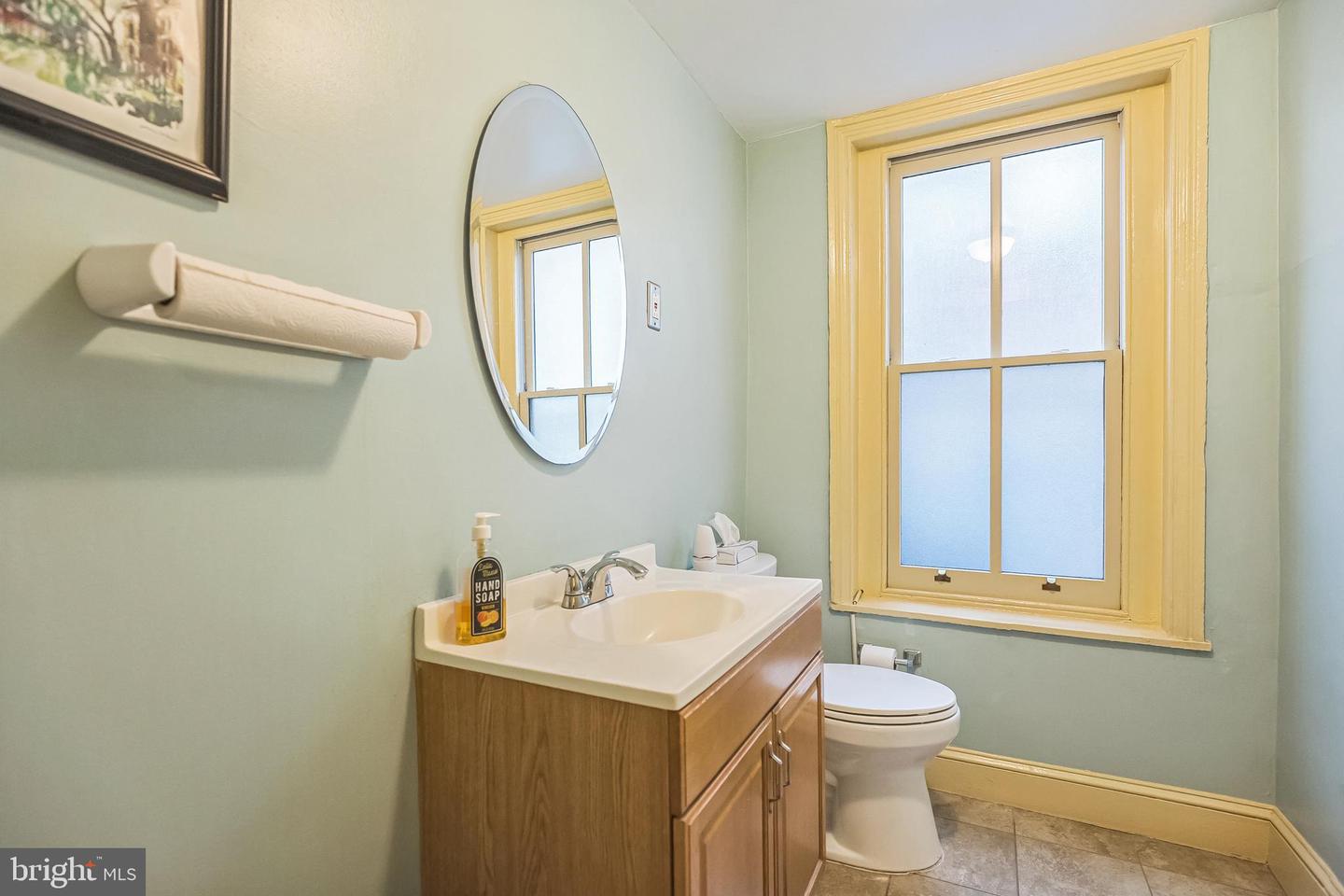 2047 Locust St Property Photo 24