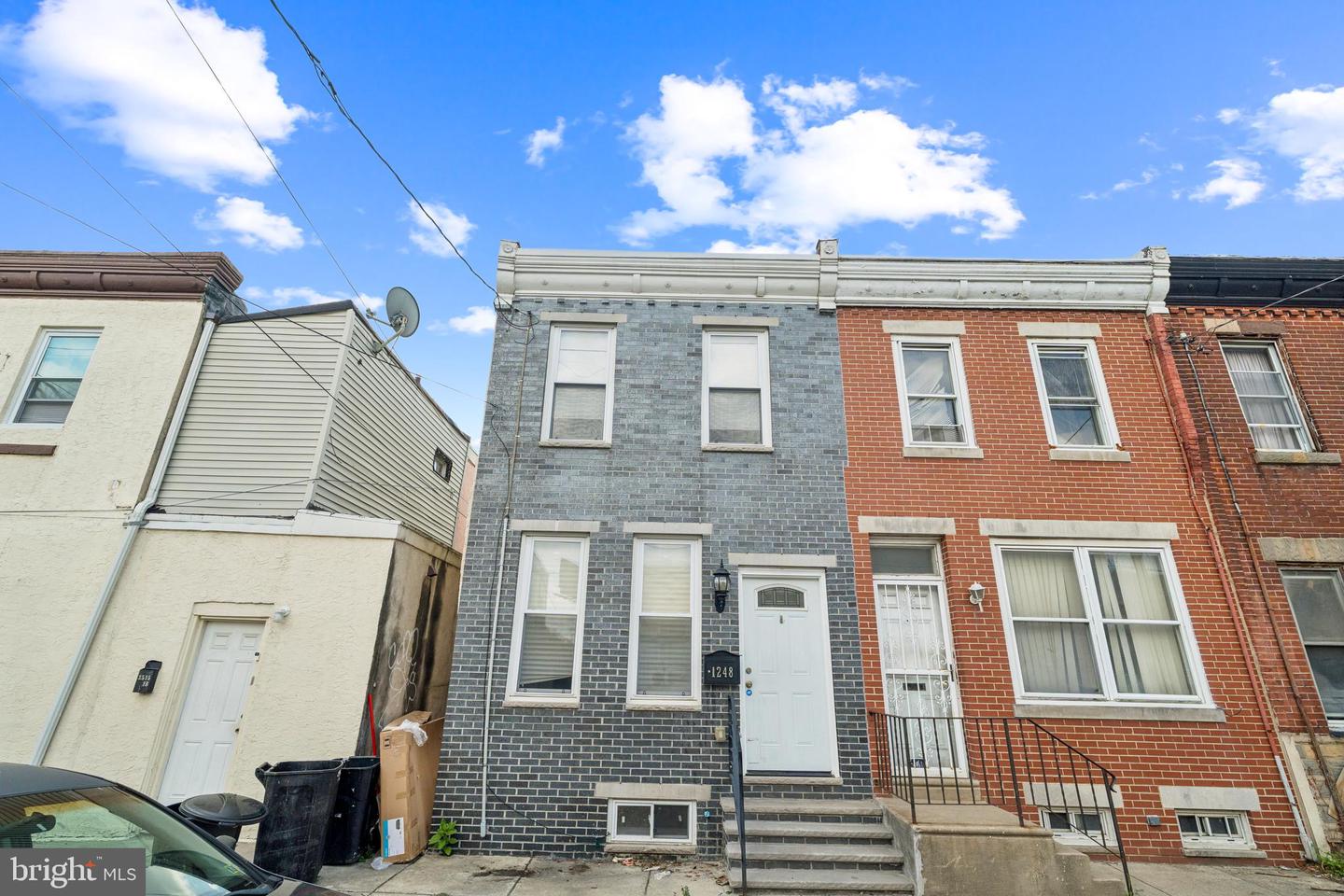 1248 S Harmony St Property Photo 1