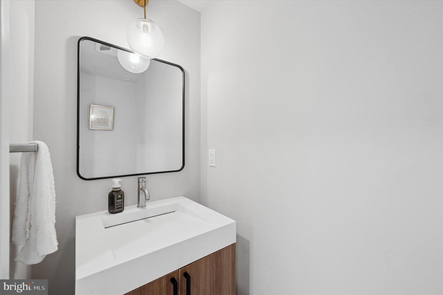 3024 N American St Property Photo 10