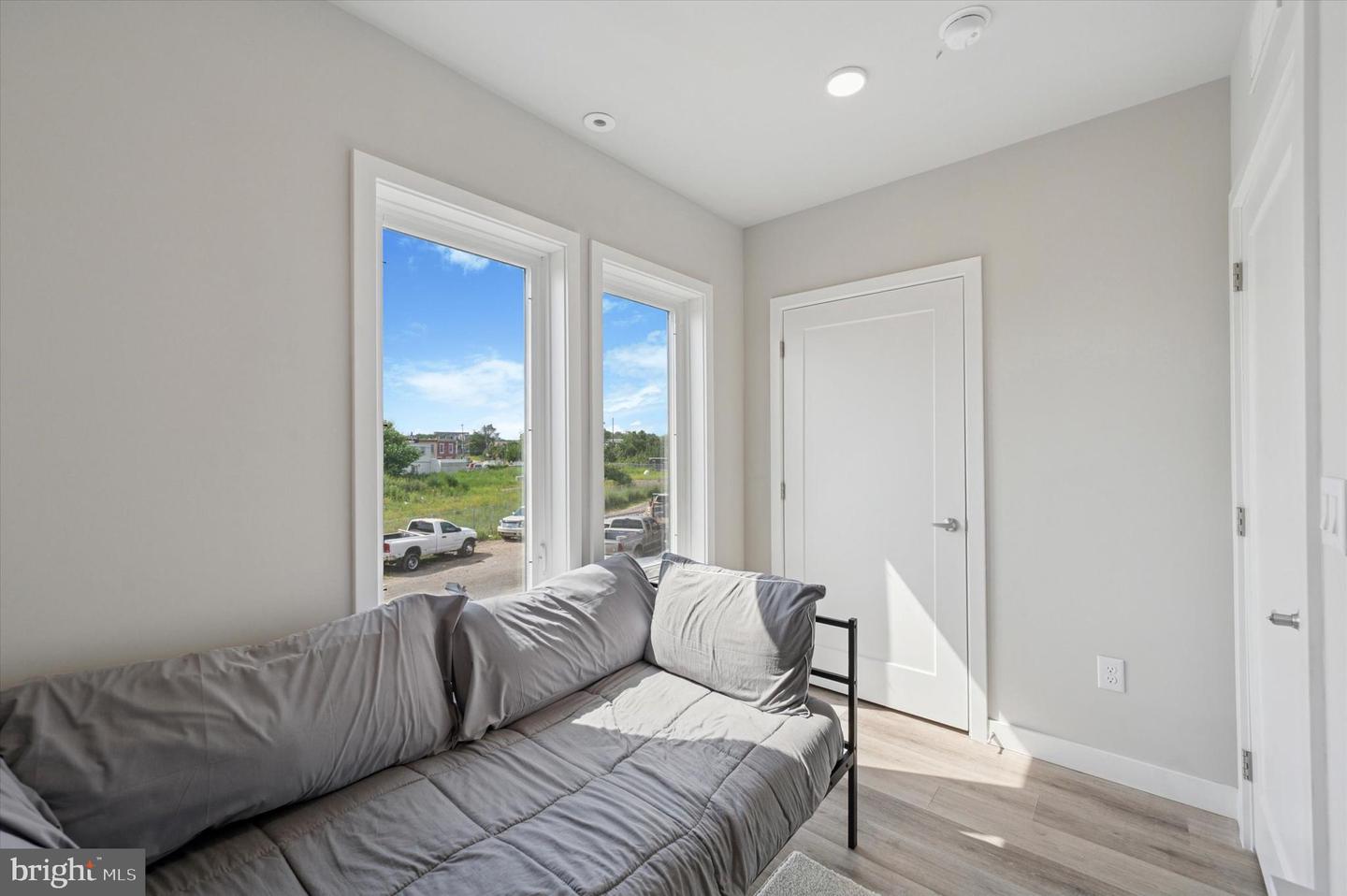 3024 N American St Property Photo 12