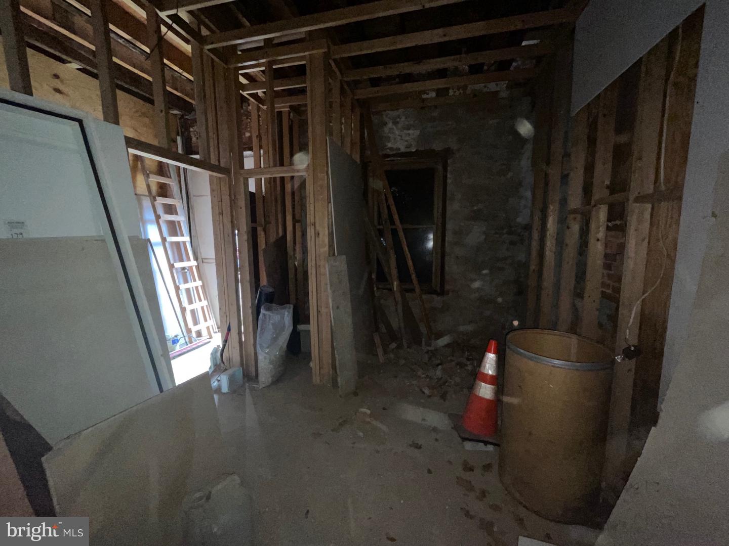 1801 S 57th St Property Photo 5