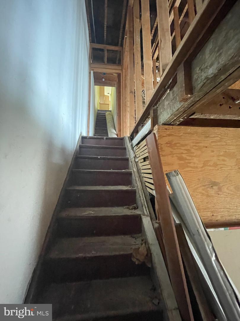 1801 S 57th St Property Photo 11