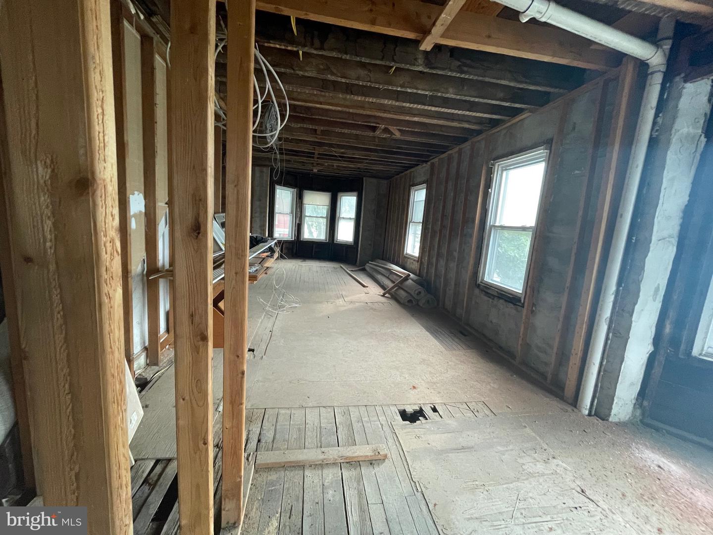 1801 S 57th St Property Photo 15