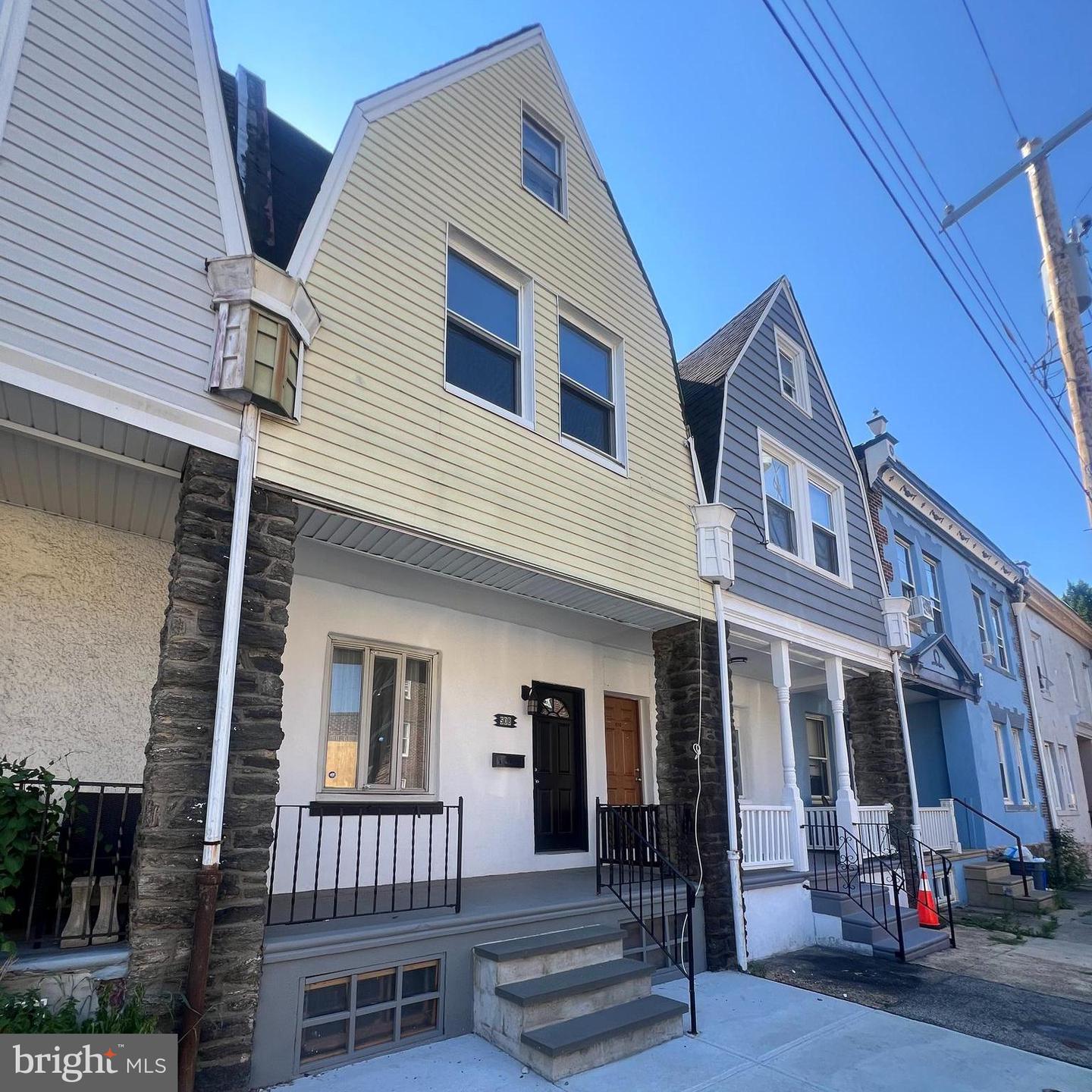 508 W KING ST Property Photo 1