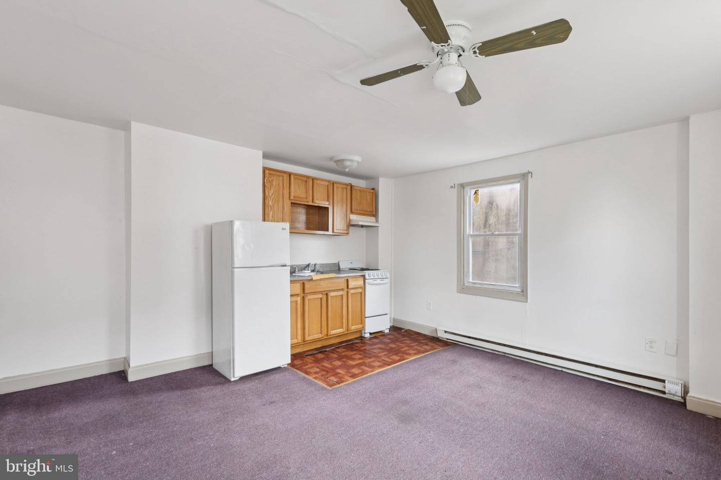 1520 W Ontario St Property Photo 14