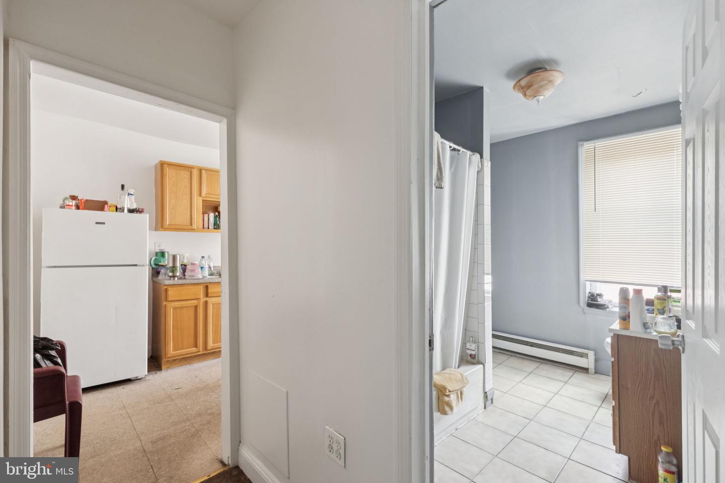 1520 W Ontario St Property Photo 24