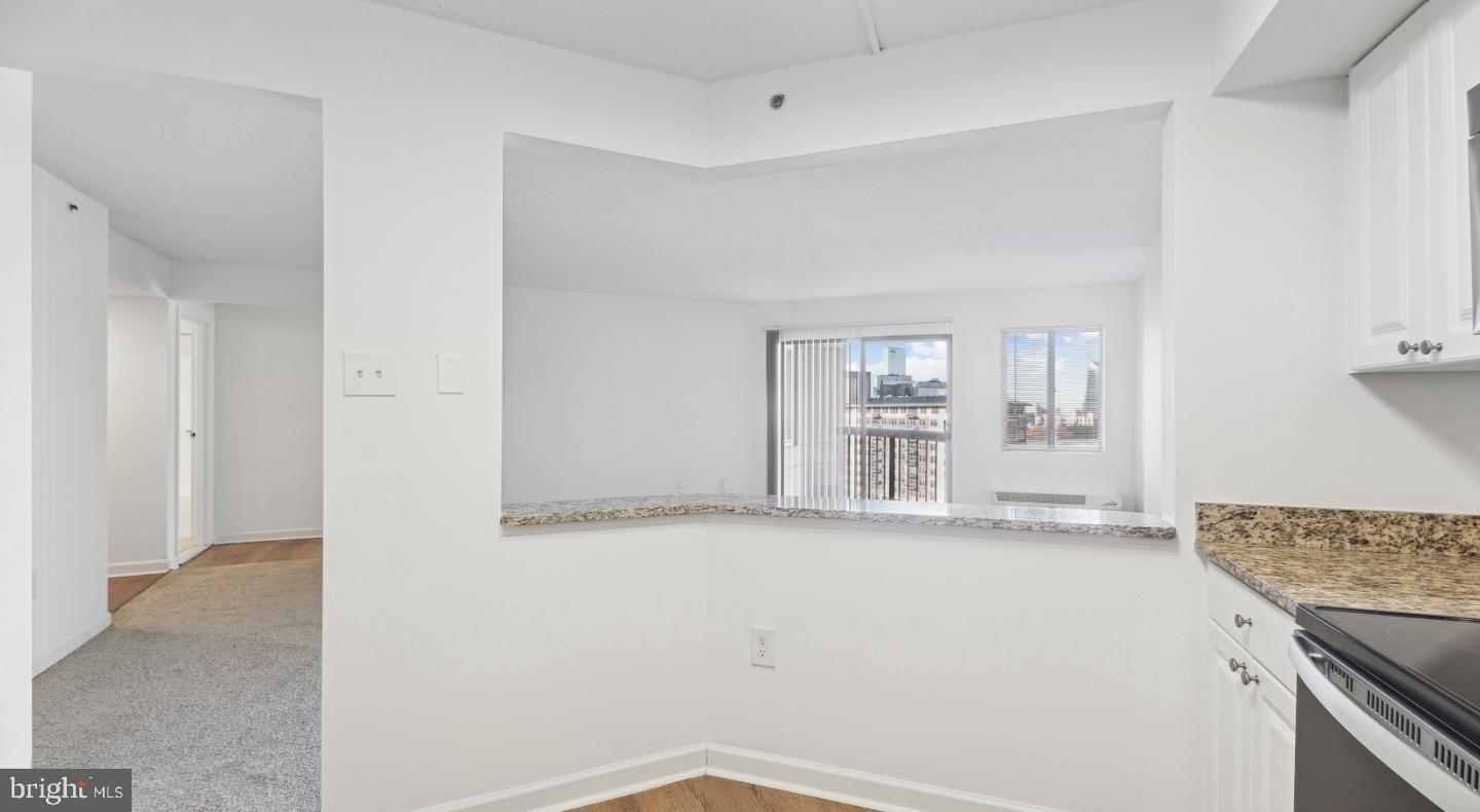 450 N 18th St #1b-0246 Property Photo 31
