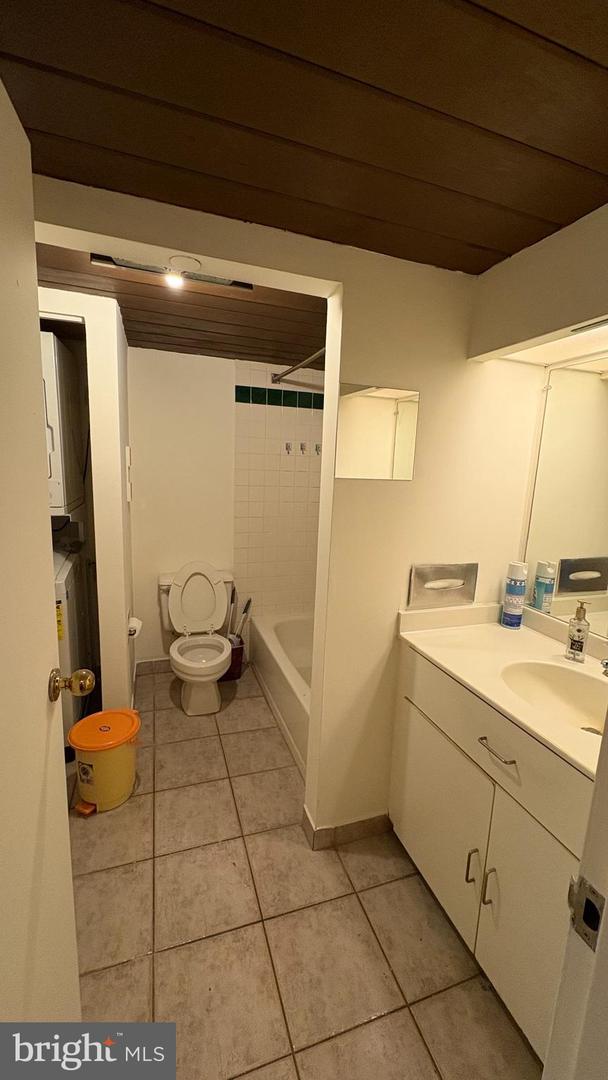 1010 Race St #5i Property Photo 10