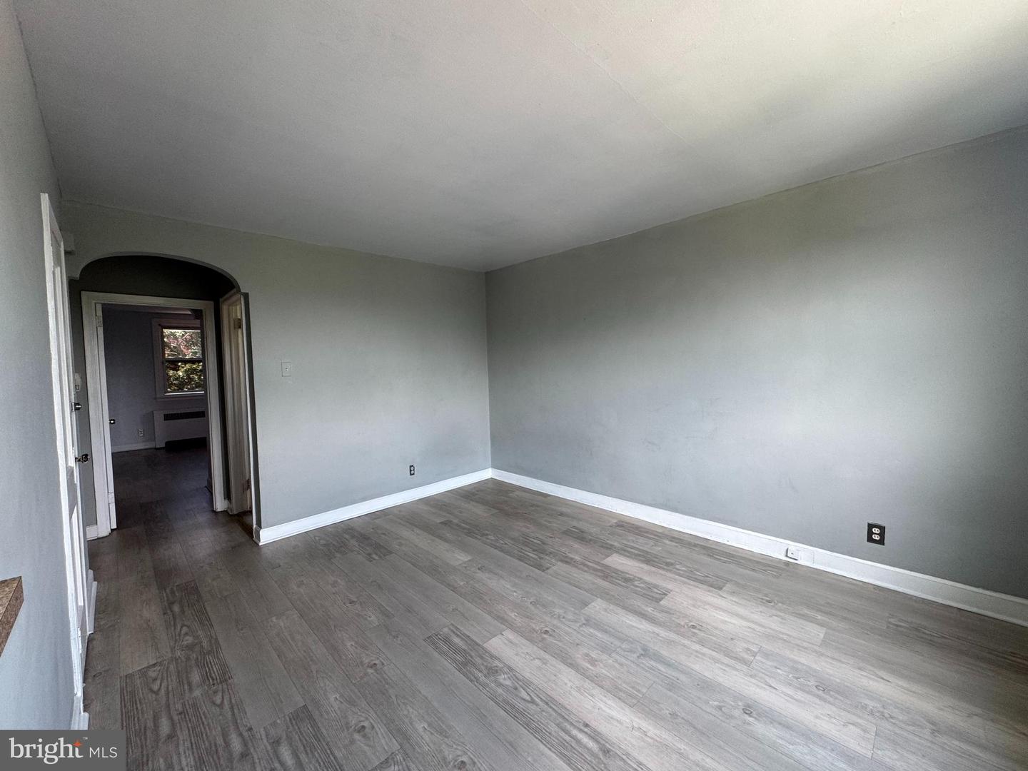6662 Erdrick St Property Photo 5