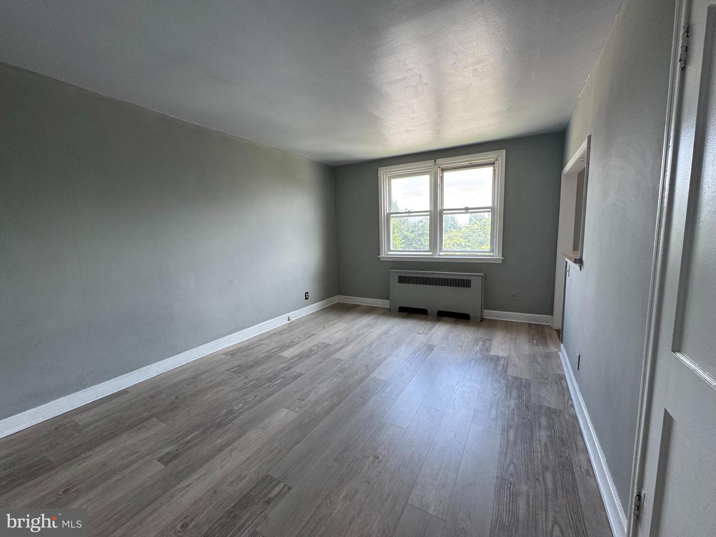 6662 Erdrick St Property Photo 6