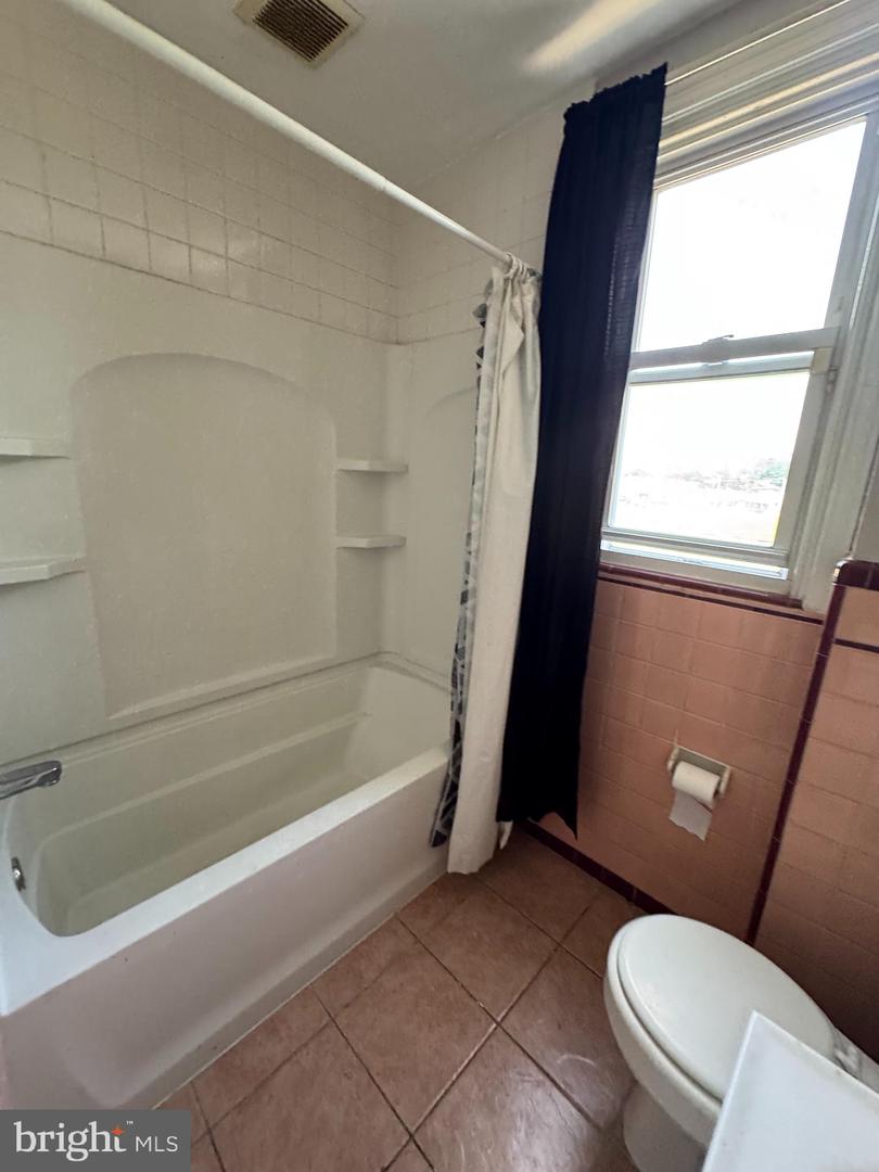 6662 Erdrick St Property Photo 12