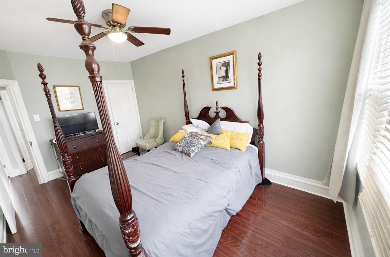 60 E Durham Property Photo 16