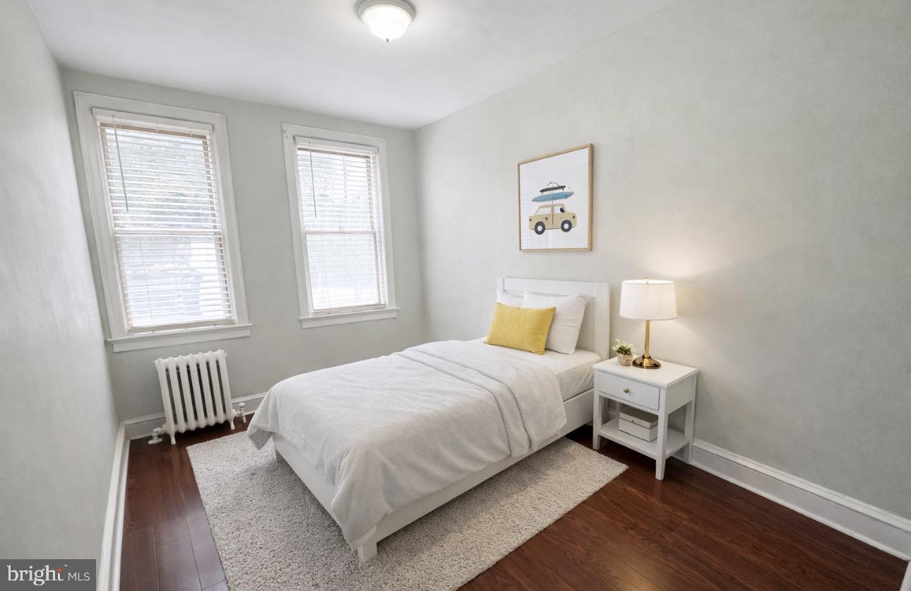 60 E Durham Property Photo 19