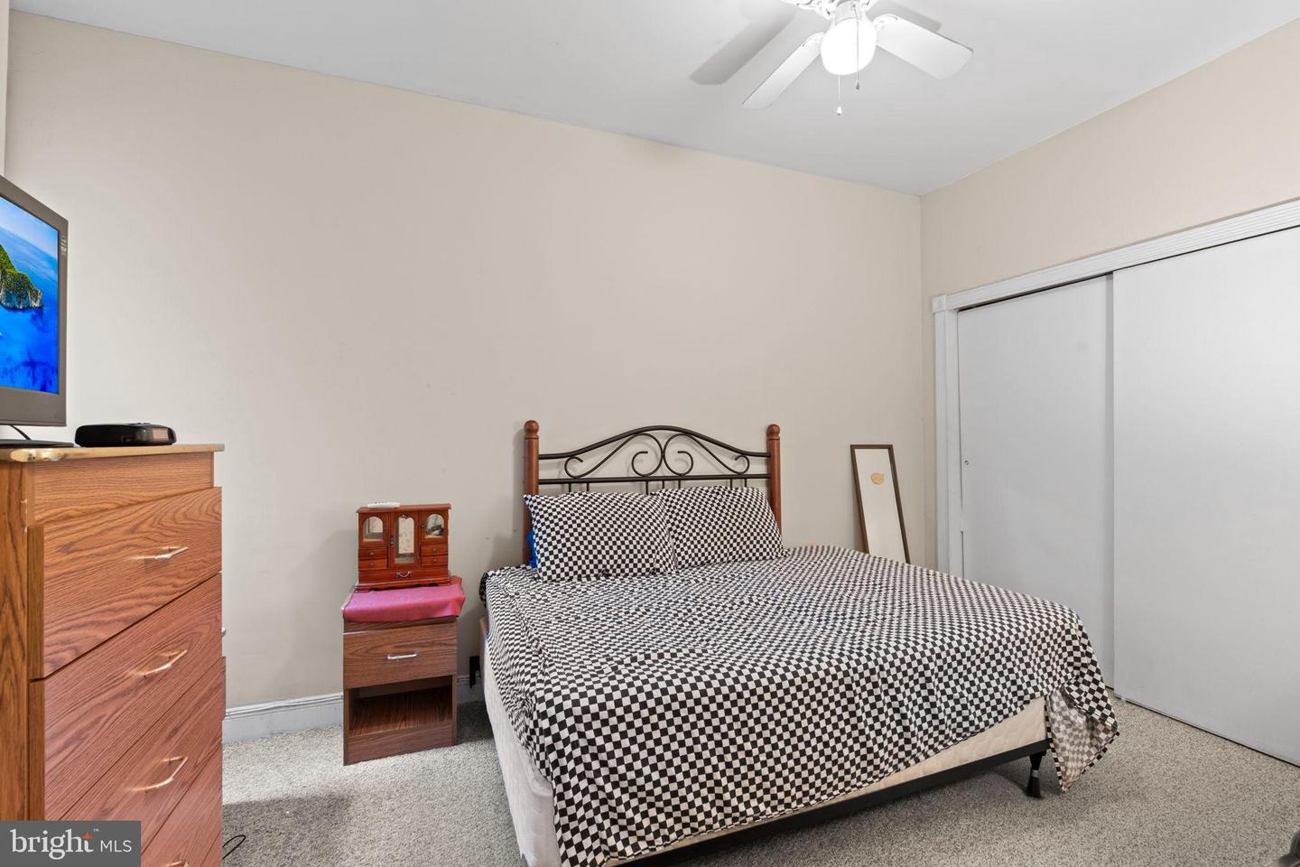 5457 Norfolk St Property Photo 12