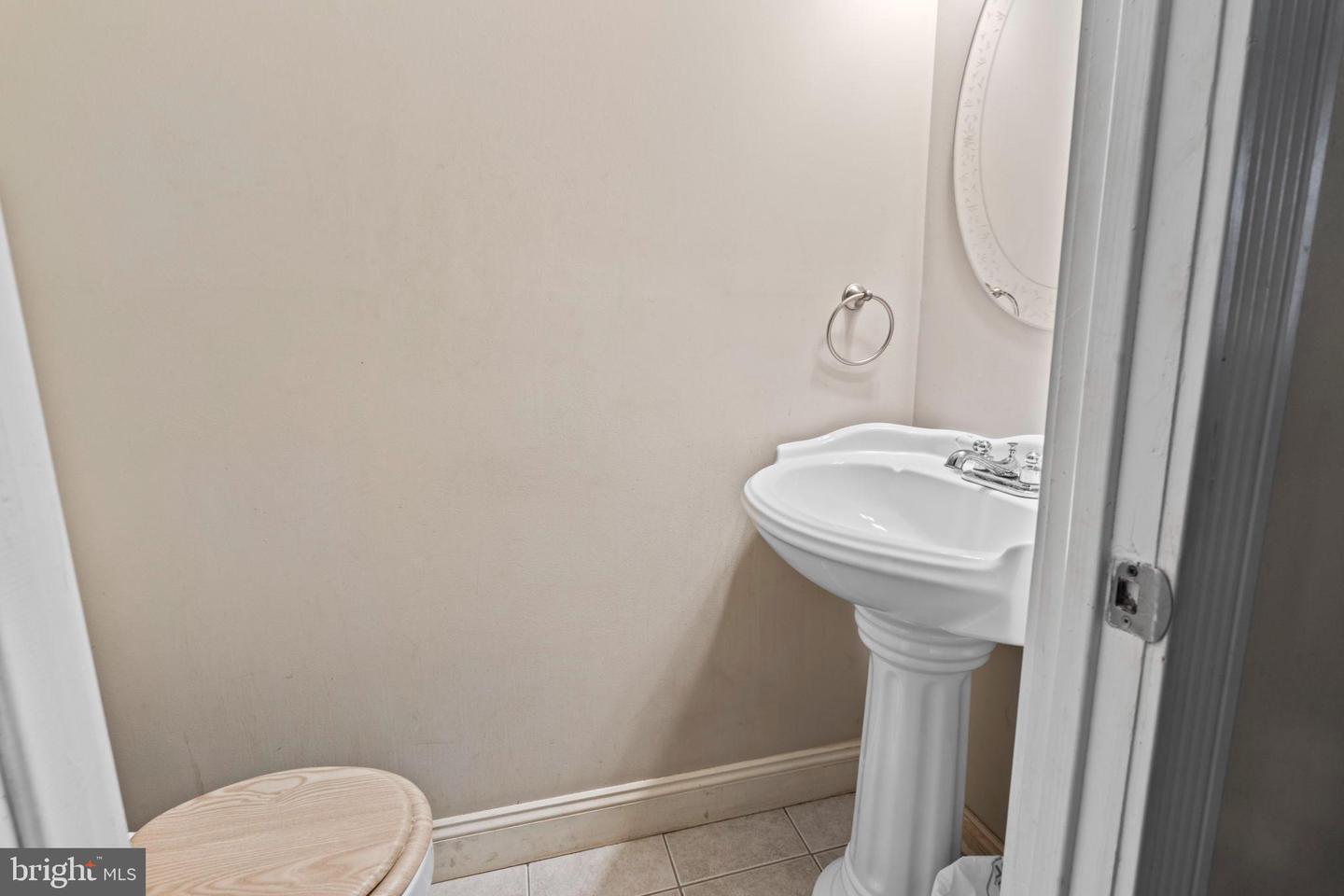 5457 Norfolk St Property Photo 16