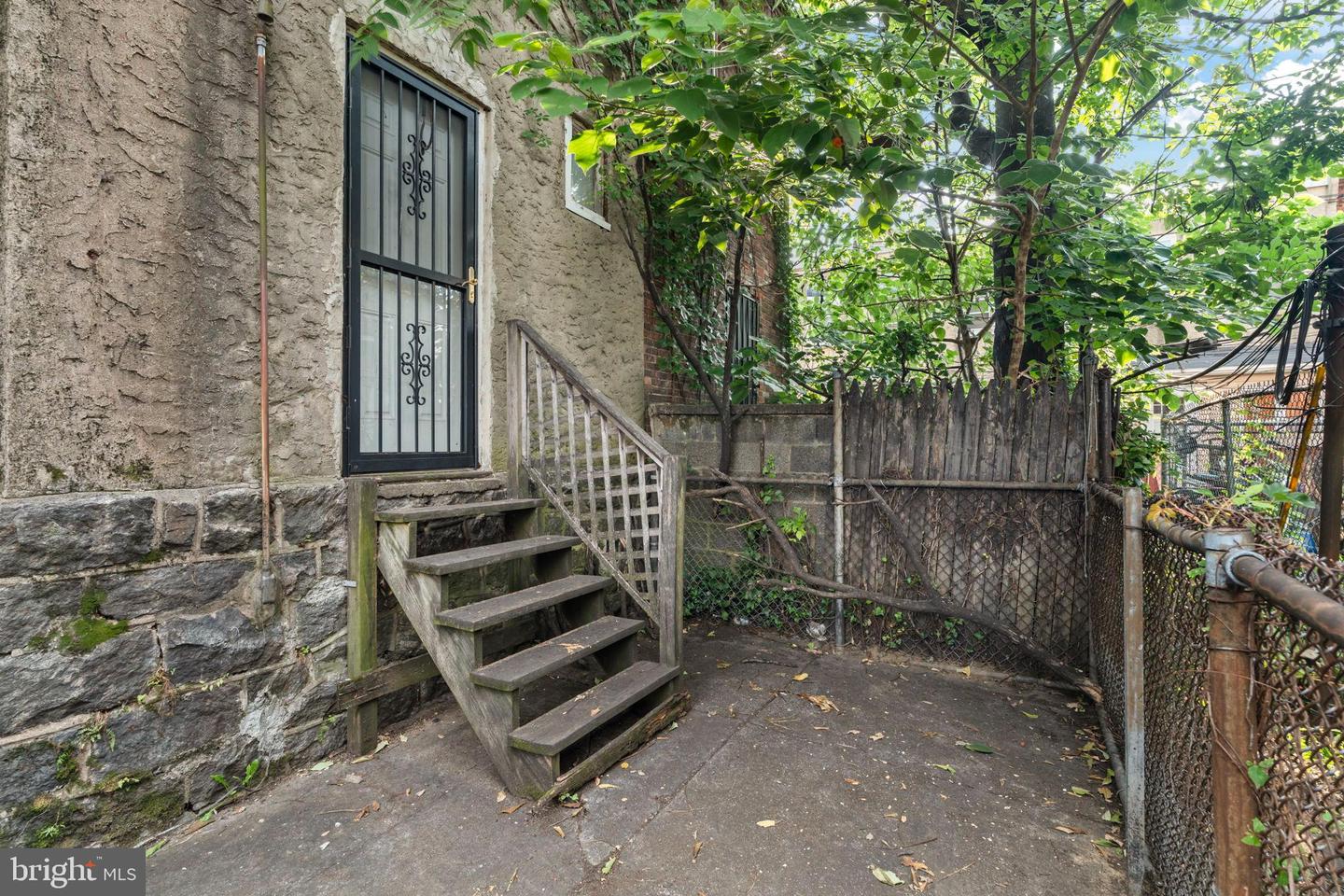 5457 Norfolk St Property Photo 18